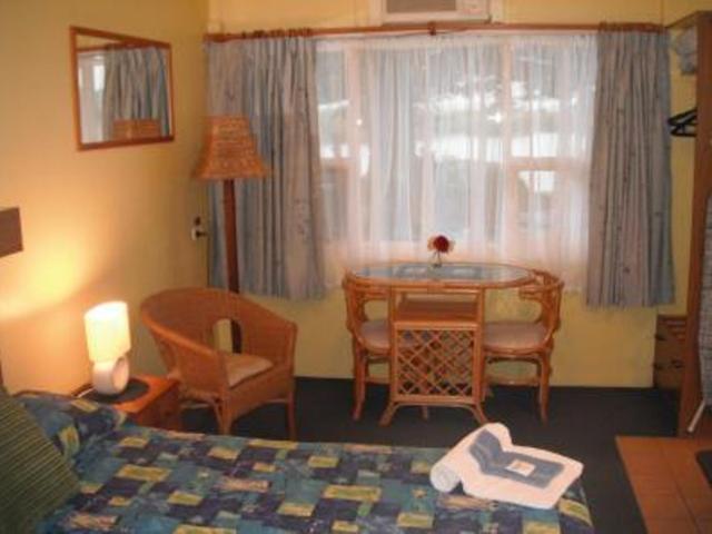 Black Swan Waterfront Motel (Adults Only) Swansea Ruang foto